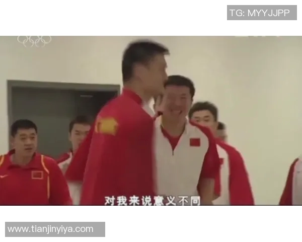 篮球十佳球盘点：那些令人热血沸腾的瞬间与背后的精彩故事