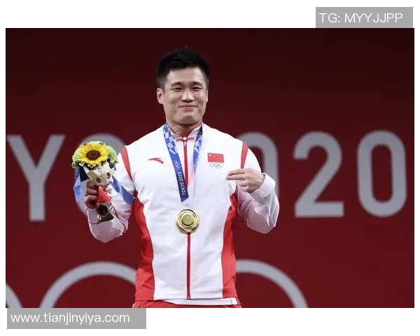 聚焦举重运动员：突破极限，挑战自我，铸就辉煌人生之路